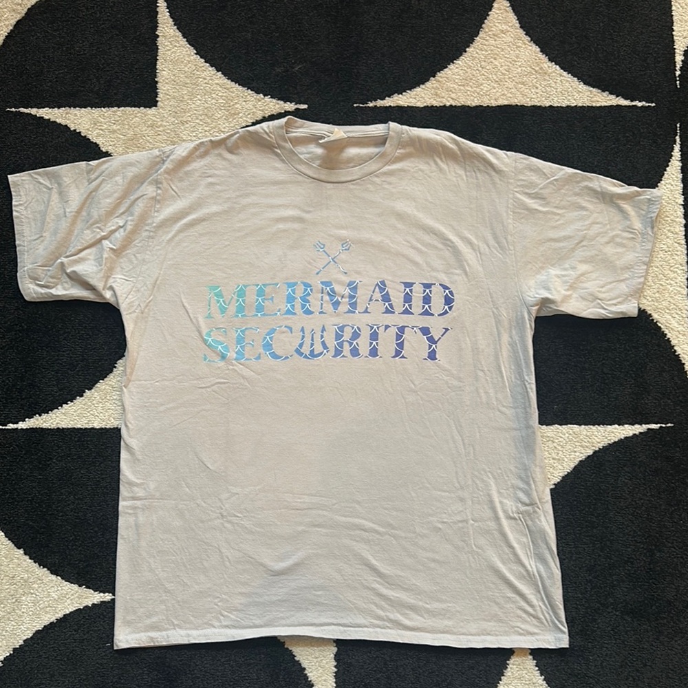 Mermaid Security Graphic T-Shirt - Cream